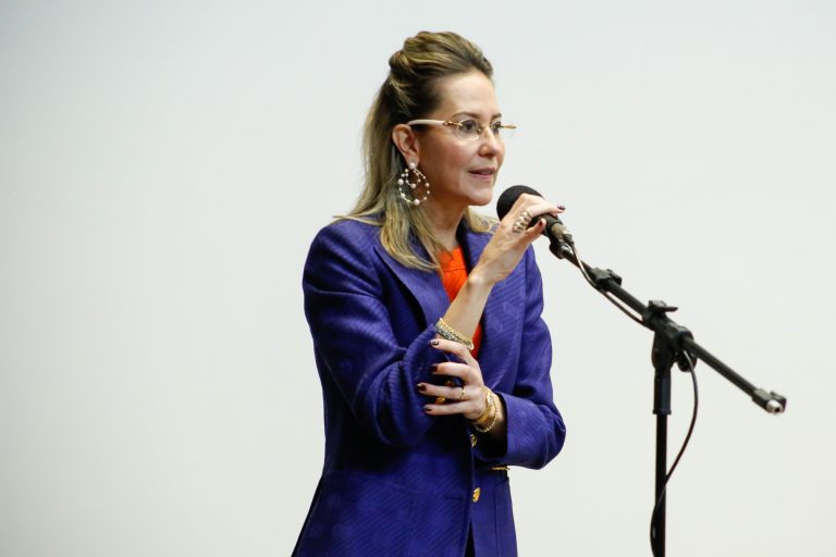 Bucchianeri: “Humilhar candidata em razão da condição feminina é crime